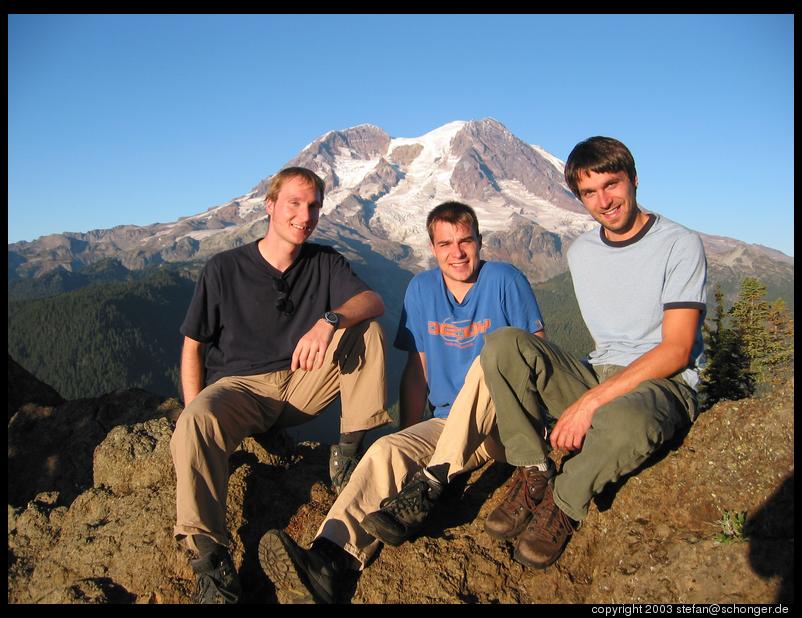 Group photo with Mt. Rainier